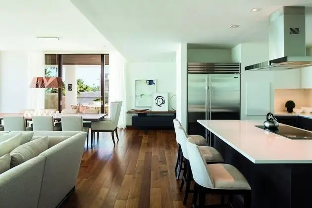 Ev, 4 Yatak Odası, Balkon, Okyanusa Sıfır
