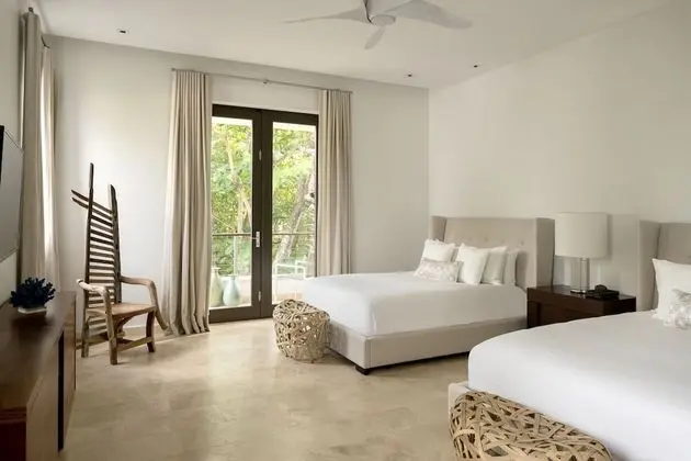 Ev, 5 Yatak Odası, Balkon, Okyanusa Sıfır