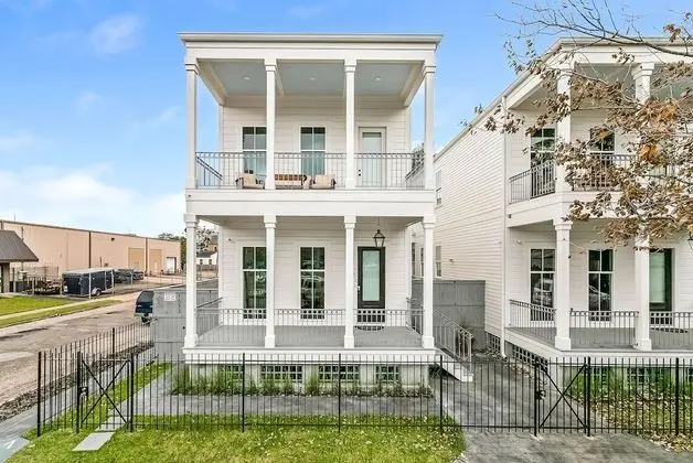 Luxury Daire, 3 Yatak Odası, Balkon, Avlu Manzaralı