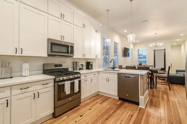 Luxury Daire, Birden Çok Yatak, Balkon, Avlu Manzaralı