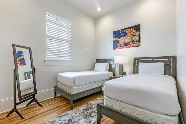 Luxury Daire, Birden Çok Yatak, Balkon, Avlu Manzaralı