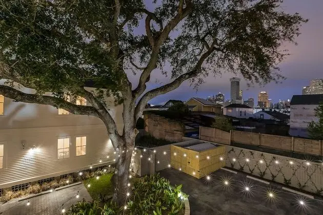 Luxury Daire, Birden Çok Yatak, Balkon, Avlu Manzaralı