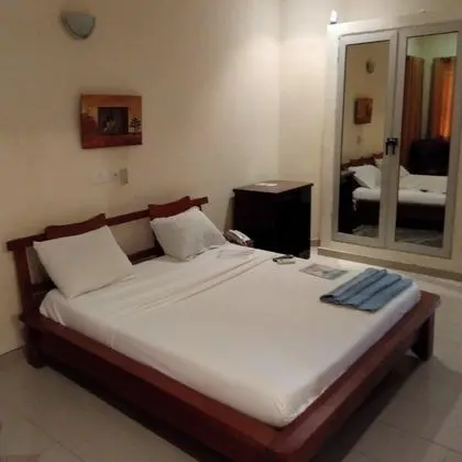Comfort Tek Büyük Yataklı Oda