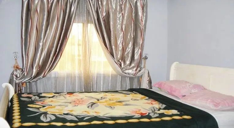 Deluxe Apart Daire, Sigara İçilmez