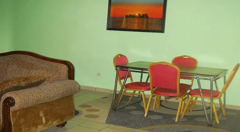 Deluxe Apart Daire, Sigara İçilmez