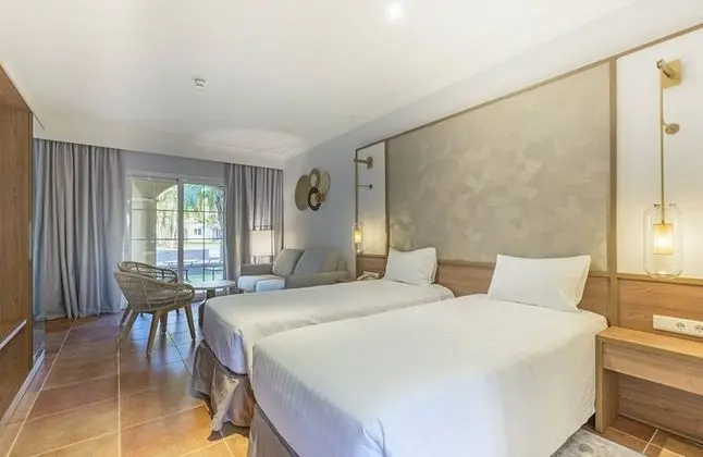 Tek Büyük Yataklı Oda