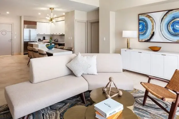 2 Bedroom Residence, Ocean Front - 1 Bedroom Residence, + 1 King Bedroom