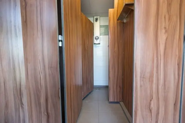 Tek Kişilik Oda, 1 Tek Kişilik Yatak, Ortak Banyo