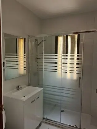 Economy Tek Büyük Yataklı Oda