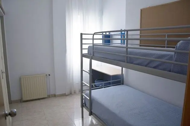 Tek Büyük Yataklı Oda, Ortak Banyo