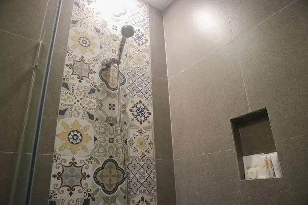 Deluxe Oda, 1 En Büyük (King) Boy Yatak