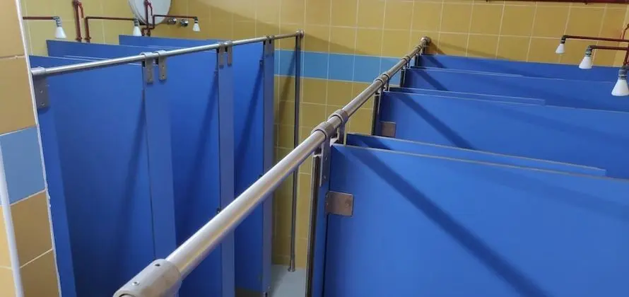 Oda, Sadece erkekler için, Ortak Banyo (Isla Perdiguera)