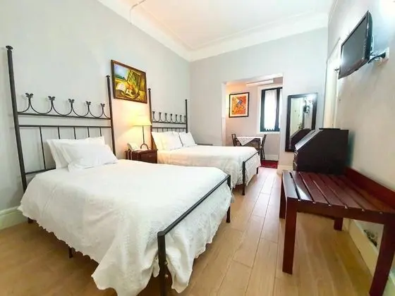 Comfort Tek Büyük Yataklı Oda