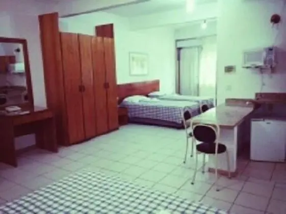 Üç Kişilik Oda