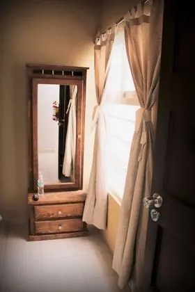 Junior Tek Büyük Yataklı Oda