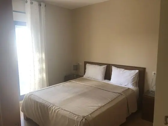 Apart Daire, 1 Büyük (Queen) Boy Yatak ve Çekyat