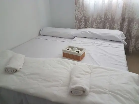 Tek Büyük Yataklı Oda, Ortak Banyo