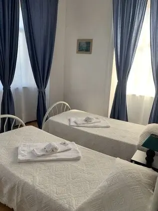 İki Ayrı Yataklı Oda