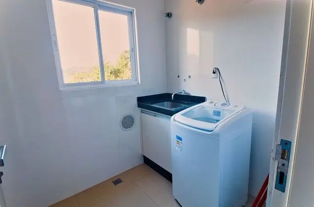 Baia dos Golfinhos 2 dormitórios 305