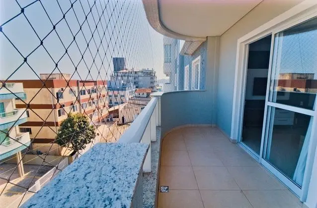 Baia dos Golfinhos 3 dormitórios 306