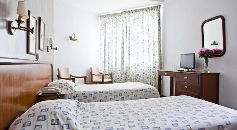 1 Çift Kişilik Veya 2 Tek Kişilik Yatak Classic