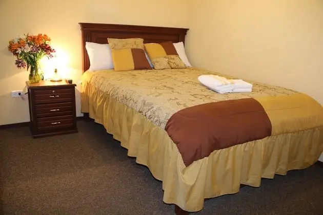 Tek Büyük Yataklı Oda