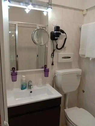 Üç Kişilik Oda