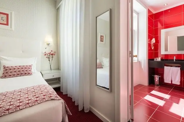 Superior Tek Büyük veya İki Ayrı Yataklı Oda