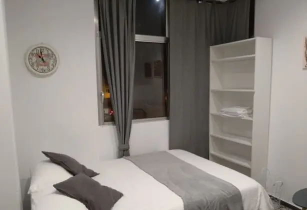 Deluxe Tek Büyük Yataklı Oda, Balkon, Şehir Manzaralı (Room 5)