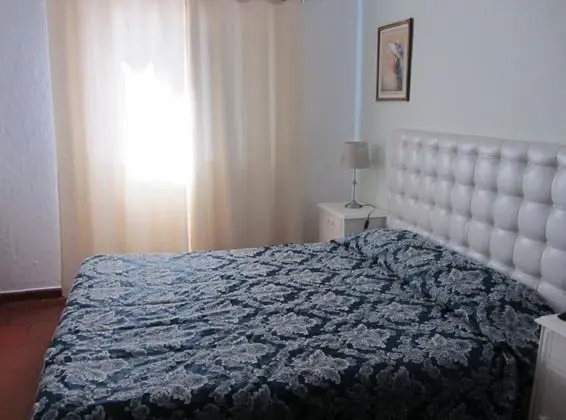 Üç Kişilik Oda