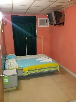 Standard Tek Büyük Yataklı Oda