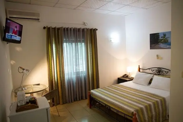 Tek Büyük Yataklı Oda