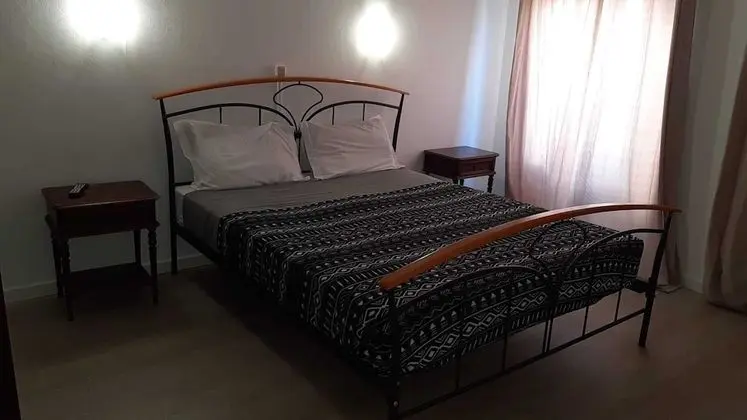 Basic Tek Büyük Yataklı Oda