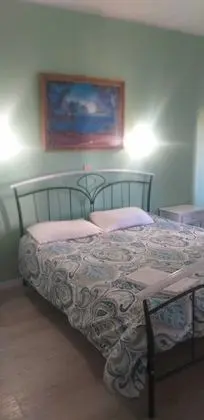 Basic Tek Büyük Yataklı Oda
