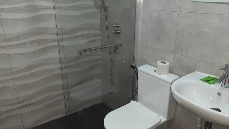 Basic Üç Kişilik Oda