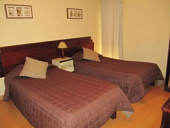 Tek Büyük veya İki Ayrı Yataklı Oda