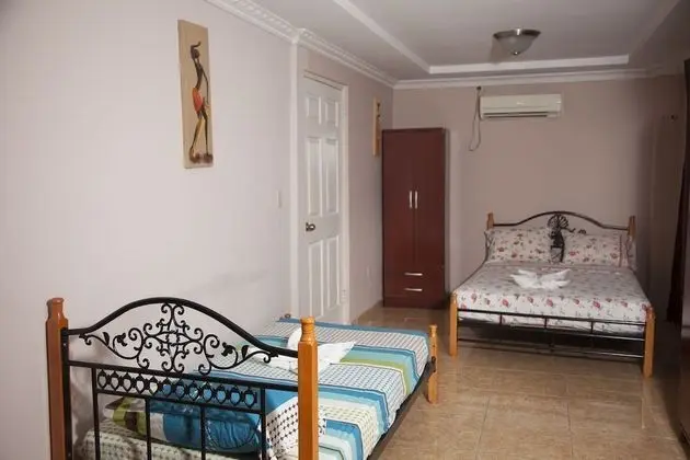 Dört Kişilik Oda, 2 Çift Kişilik Yatak, Sigara İçilmez