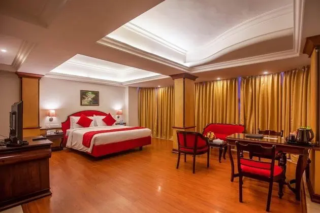 Deluxe Tek Büyük Yataklı Oda