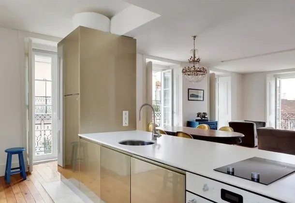 Duplex, 2 Bedroom Apartment with Balcony