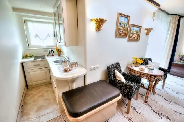 Deluxe Tek Büyük Yataklı Oda, Balkon, Dağ Manzaralı