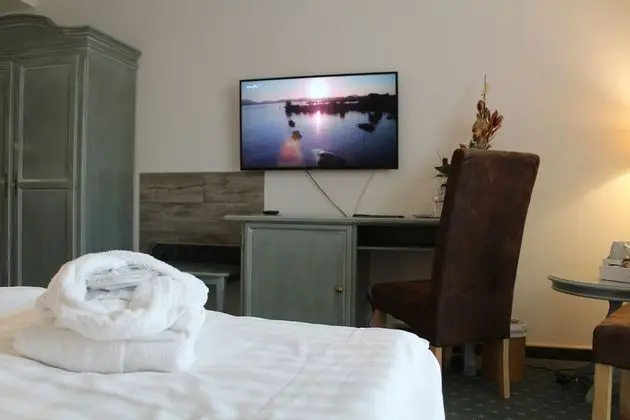 Comfort Tek Büyük Yataklı Oda