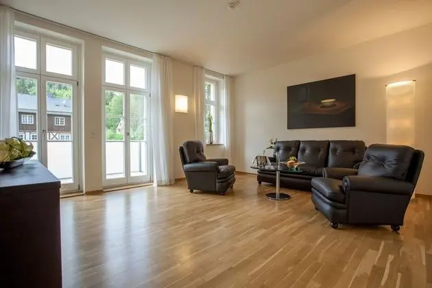 Luxury Süit, Balkon (Orenberg)