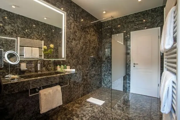 Luxury Süit, Balkon (Orenberg)