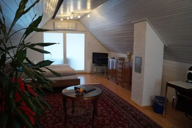 Comfort Tek Büyük Yataklı Oda