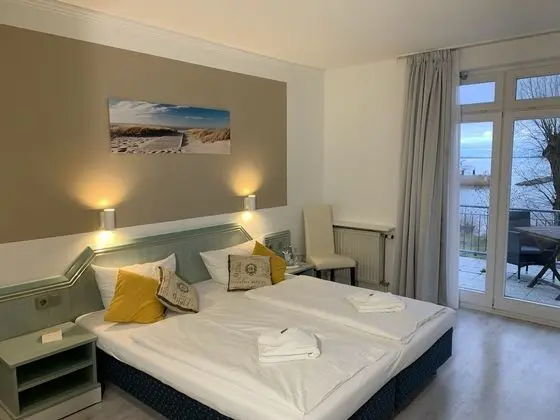 Comfort Tek Büyük Yataklı Oda, Balkon, Deniz Manzaralı