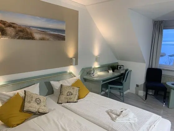 Comfort Tek Büyük Yataklı Oda, Deniz Manzaralı