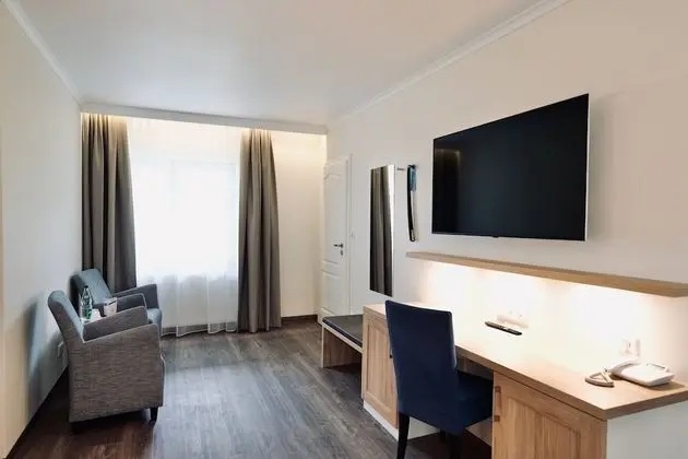 Comfort Tek Büyük Yataklı Oda