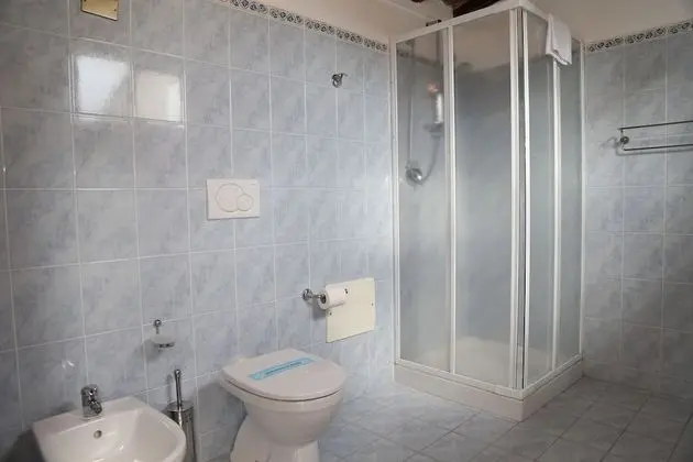 Tek Büyük veya İki Ayrı Yataklı Oda, 1 Yatak Odası