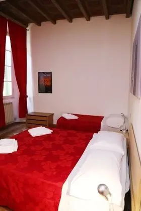 Üç Kişilik Oda, 1 Yatak Odası