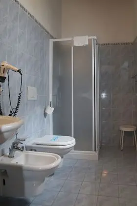 Üç Kişilik Oda, 1 Yatak Odası